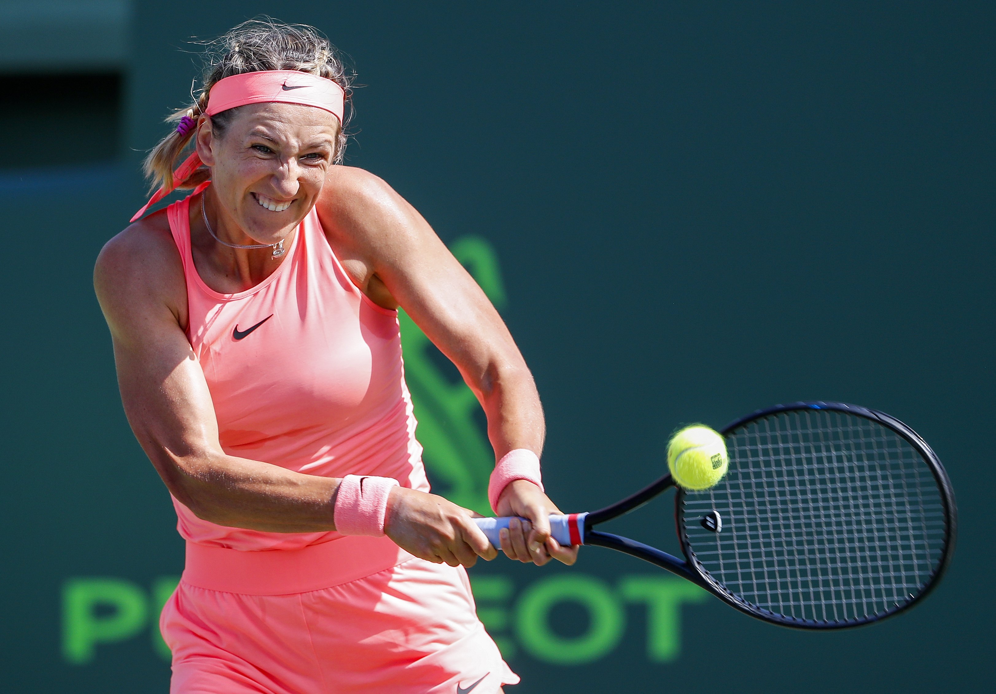 包含阿扎伦卡连续十五场比赛得分超过关键助攻，澳大利亚队挑战极限！的词条